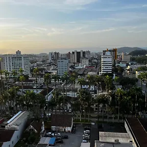Rosenhaus - Homeclub Apto Grande Com Smartv Cozinha Joinville